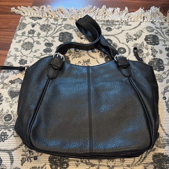 Like new Marc by Marc Jacobs Petal to the Metal - Picture 2 of 4